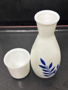 Vintage Gekkeikan Japanese 5' Sake Bottle & Cup - Photo 5