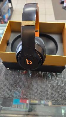 Beats Studio3 Wireless Over-Ear Noise Cancelling Bluetooth