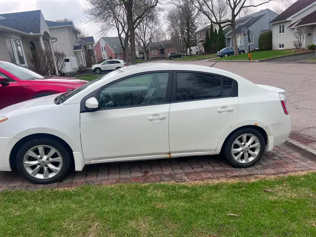 Nissan Sentra 2011 - Photo 3