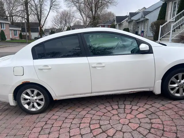 Nissan Sentra 2011 - Photo 4