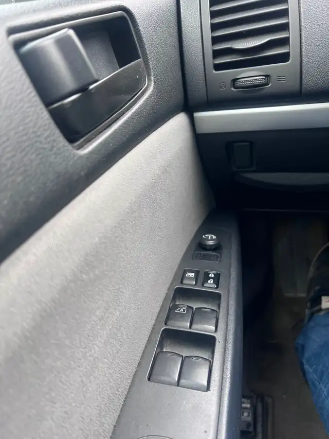Nissan Sentra 2011 - Photo 8