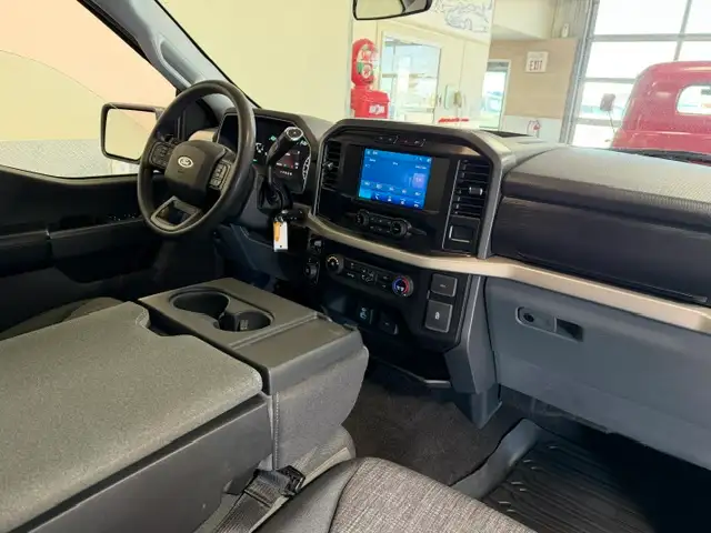 2021 Ford f150 XLT / Supercab / 4x4 / 1 Owner / 0 Accident - Photo 8