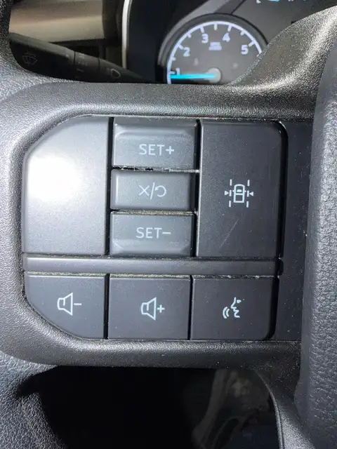 2021 Ford f150 XLT / Supercab / 4x4 / 1 Owner / 0 Accident - Photo 17