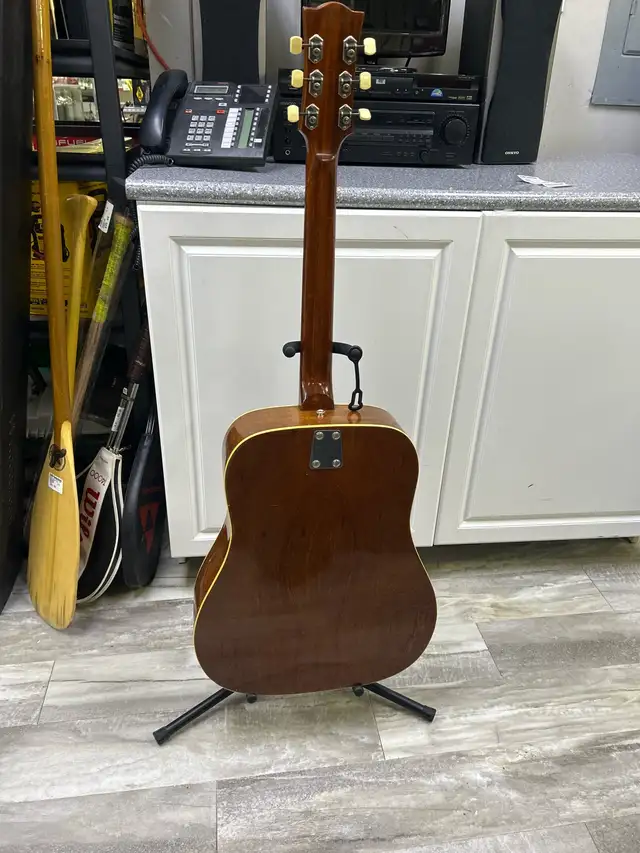 Eko Ranger VI 70’s Acoustic With Case Condition - Photo 3
