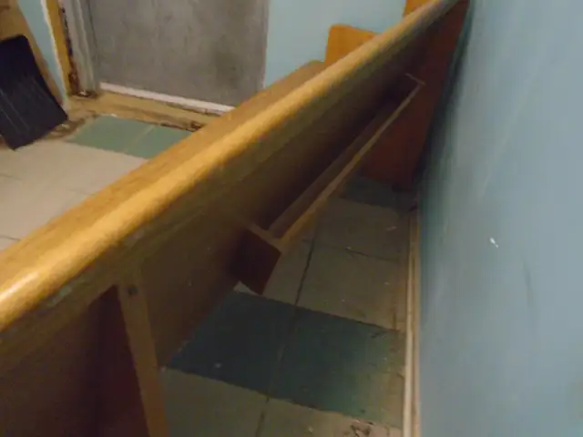 10 foot oak bench (ask to view) - Photo 3