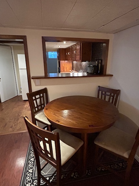 1 Bd Rm   Den - Fully Furnished in Tiverton $1575 Util. Included - Photo 3