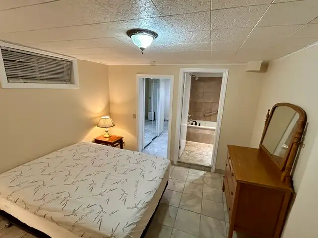 1 Bd Rm   Den - Fully Furnished in Tiverton $1575 Util. Included - Photo 7