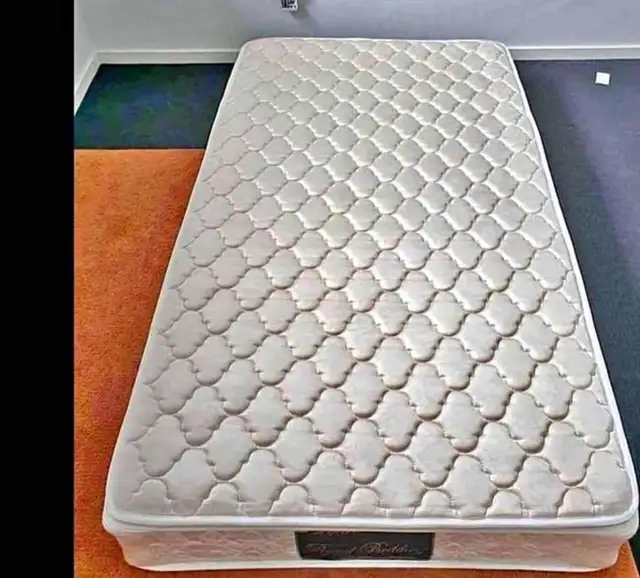 Full Mattress / Twin Mattress | King Mattress . Queen Mattress - Photo 9