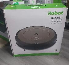MEGA SALE ( Vacuum - iRobot Roomba i1 )