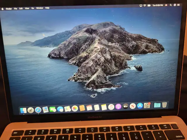 2020 Macbook AIR - Photo 2