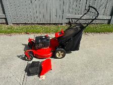 ARIENS  Lawn Mower