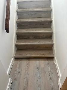 Build Custom VINYL STAIR NOSINGS - Photo 2