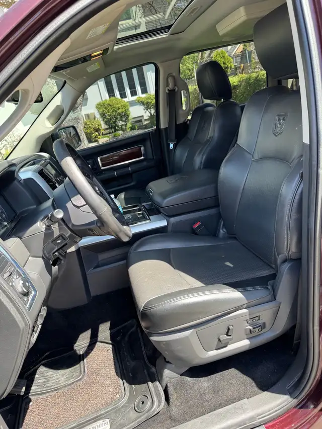 2012 Dodge Ram Laramie 5.7 4x4 full load 8000$ - Photo 7