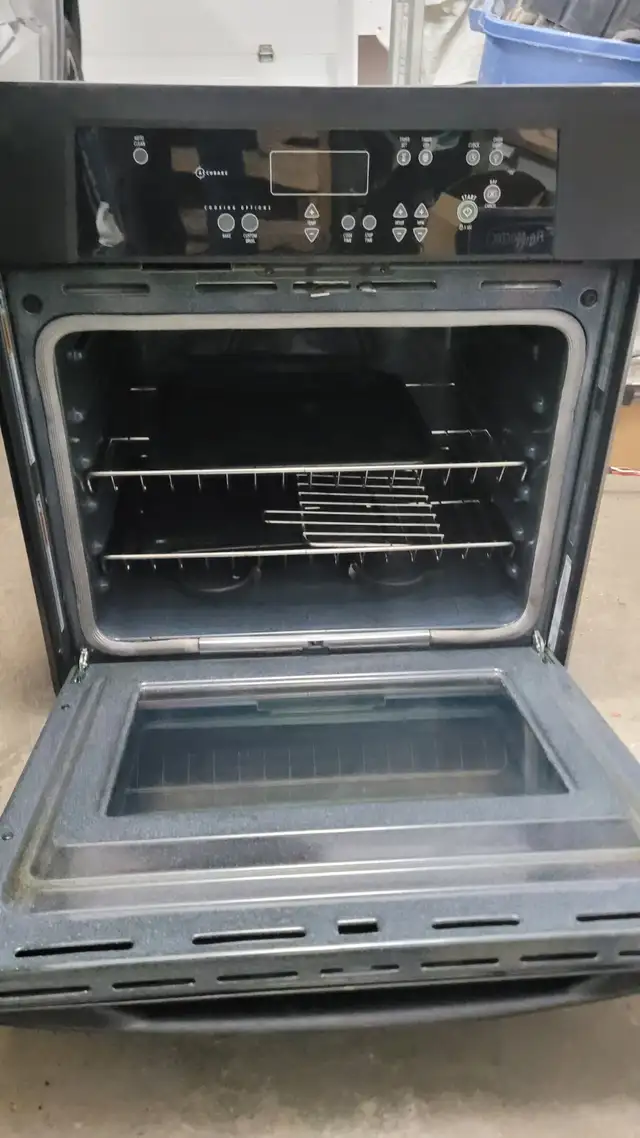Oven, build in Oven - Photo 2