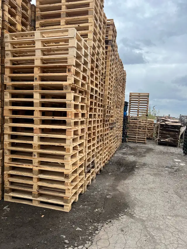 euro pallet for sale 905-670-9069 Toronto pallet