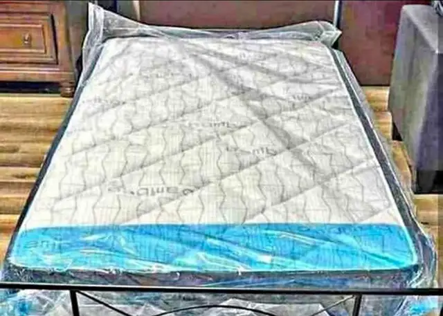 Queen Bed Frame Modern Wooden Look - Photo 2
