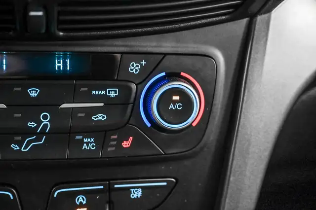2019 Ford Escape SEL AWD | Mags | Cuir | Caméra | Fogs | Démarre - Photo 25
