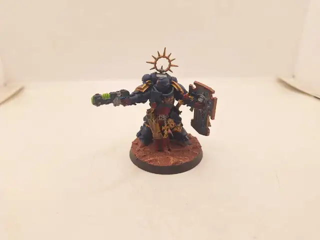 Warhammer 40k Ultramarine bladeguard Lieutenant Battle Ready