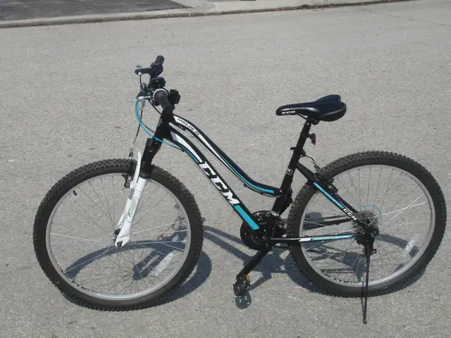 YES BRAND NEW FEMALES 26' CCM HARDLINE 21 SPD WITH SUSPENSION! - Photo 4