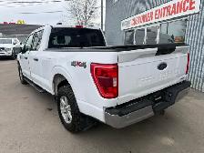 2021 Ford F-150 XLT SUPERCREW 4X4 / ACCIDENT FREE - Photo 2