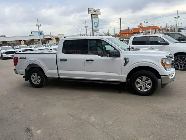 2021 Ford F-150 XLT SUPERCREW 4X4 / ACCIDENT FREE - Photo 8