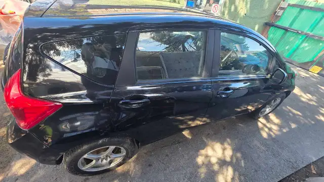 2014 nissan versa note sv 30k km only - Photo 4