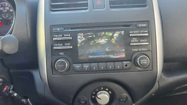 2014 nissan versa note sv 30k km only - Photo 8