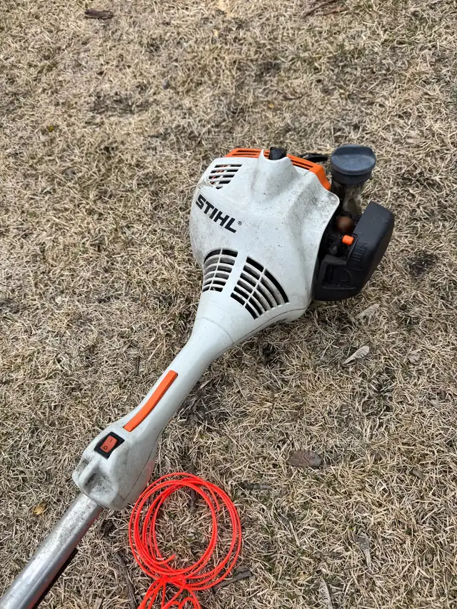 gas trimmer - Photo 2