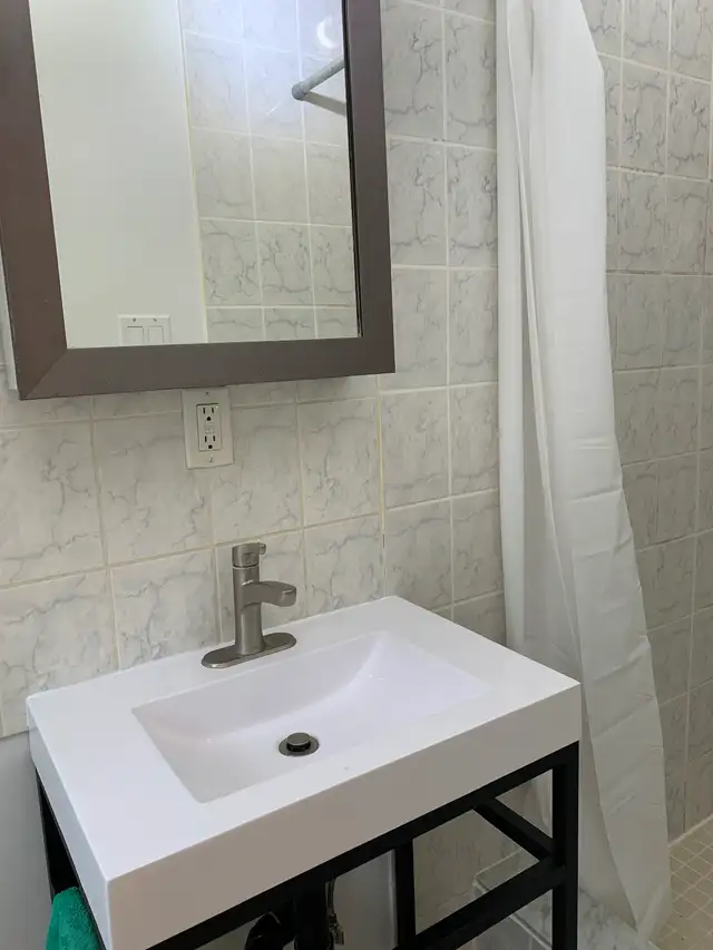 Single room for rent in Sheppard/Victoria Park - Photo 4