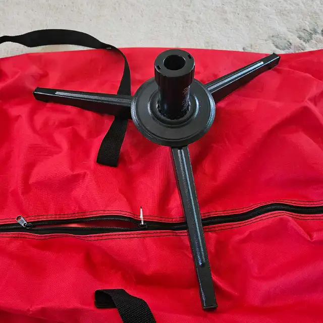 Christmas Bag for Artificial Tree - Photo 2
