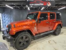 2009 JEEP WRANGLER SAHARA UNLIMITED - 4 PORTES