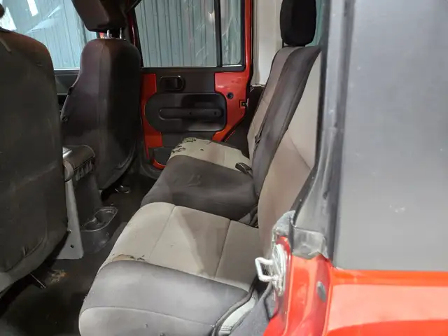 2009 JEEP WRANGLER SAHARA UNLIMITED - 4 PORTES - Photo 11