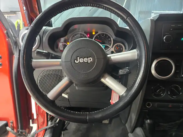 2009 JEEP WRANGLER SAHARA UNLIMITED - 4 PORTES - Photo 13