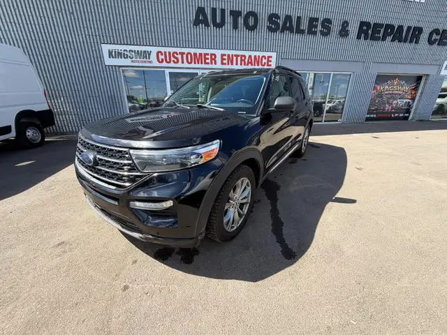 2020 Ford Explorer XLT 4WD /  LEATHER LOADED