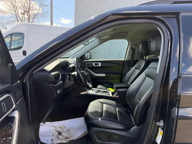 2020 Ford Explorer XLT 4WD /  LEATHER LOADED - Photo 15