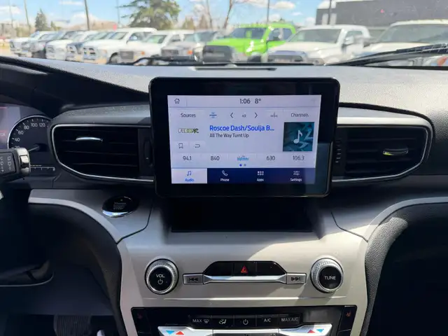 2020 Ford Explorer XLT 4WD /  LEATHER LOADED - Photo 17