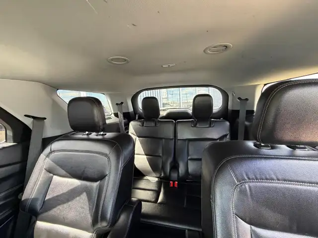 2020 Ford Explorer XLT 4WD /  LEATHER LOADED - Photo 20