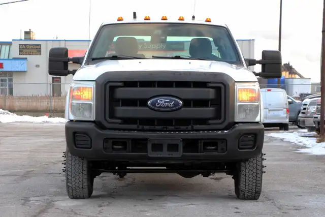 2012 Ford F-350 4x4 Dually 6.2L GAS Certified 88 Service Records - Photo 2