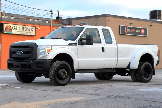 2012 Ford F-350 4x4 Dually 6.2L GAS Certified 88 Service Records - Photo 3