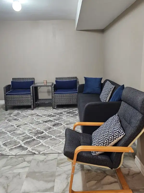Fully Furnished 1 Bedroom, 1 Bath, 1 Parking, Basement Apartment - Photo 2