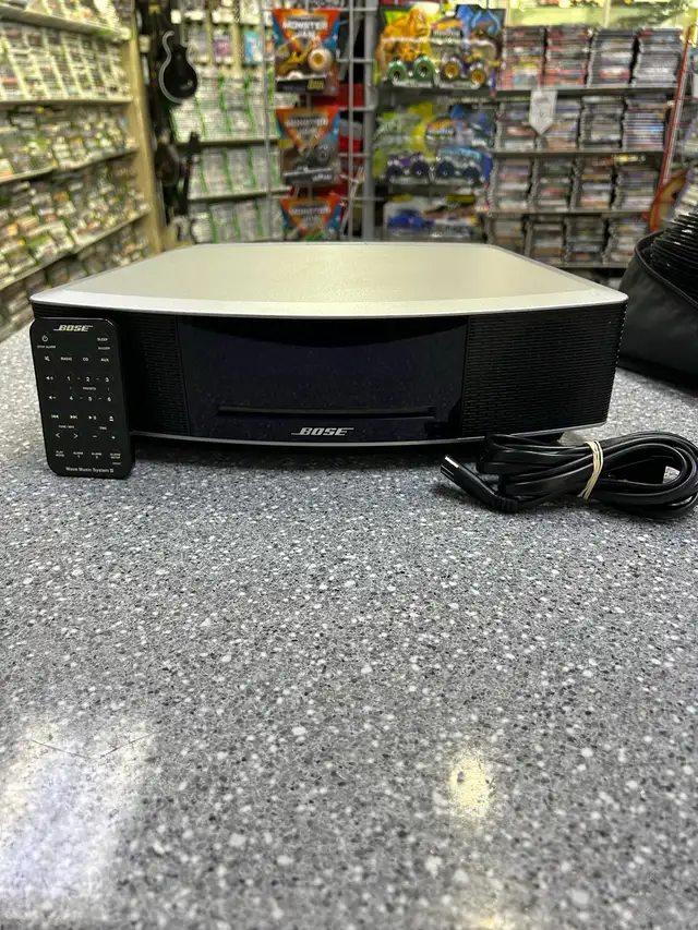 Bose Wave Music System IV is AM/FM CD Player With Remote