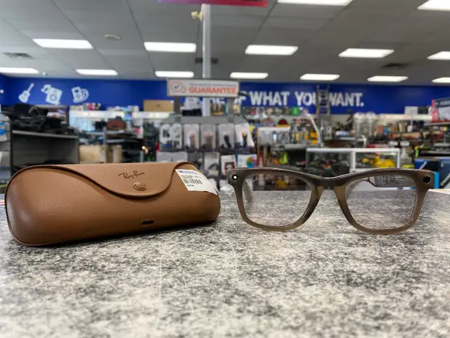 RayBan Meta Wayfarer Transitions @ Cashopolis
