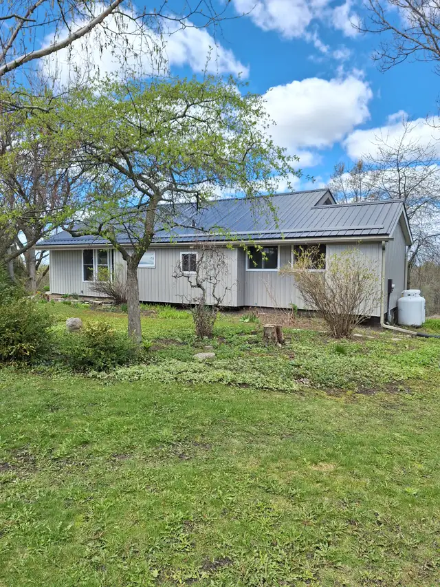 Newly Renovated Country Home