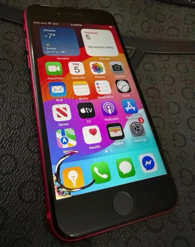 Apple iPhone SE - Photo 3