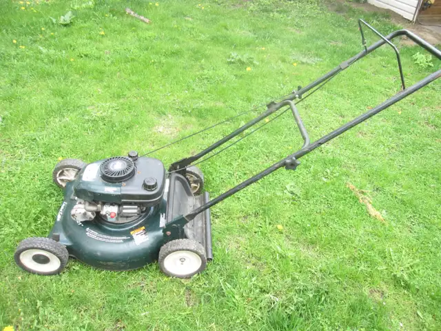 CRAFTSMAN 6 H/P TECUMSEH 21 INCH PUSH LAWN MOWER NEW CARBURETOR