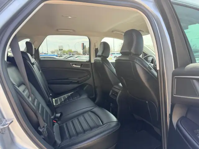 2022 Ford Edge SEL AWD - Photo 8