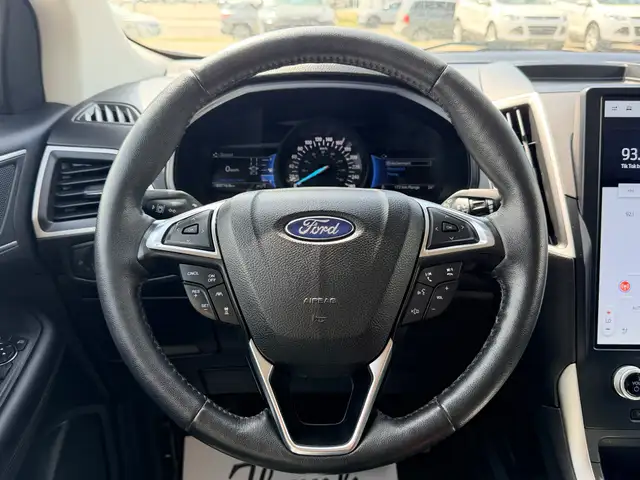 2022 Ford Edge SEL AWD - Photo 16