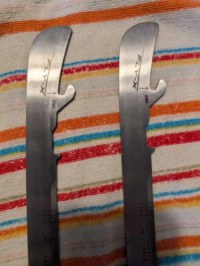 Bauer tuuk holders and steel - Photo 4