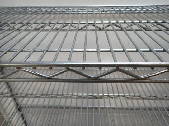 Steel Wire Shelving - Photo 2
