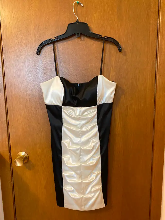 Beautiful Black and white Short dress.